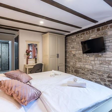 Old Town B&B Rooms Matusko Сплит Екстериор снимка