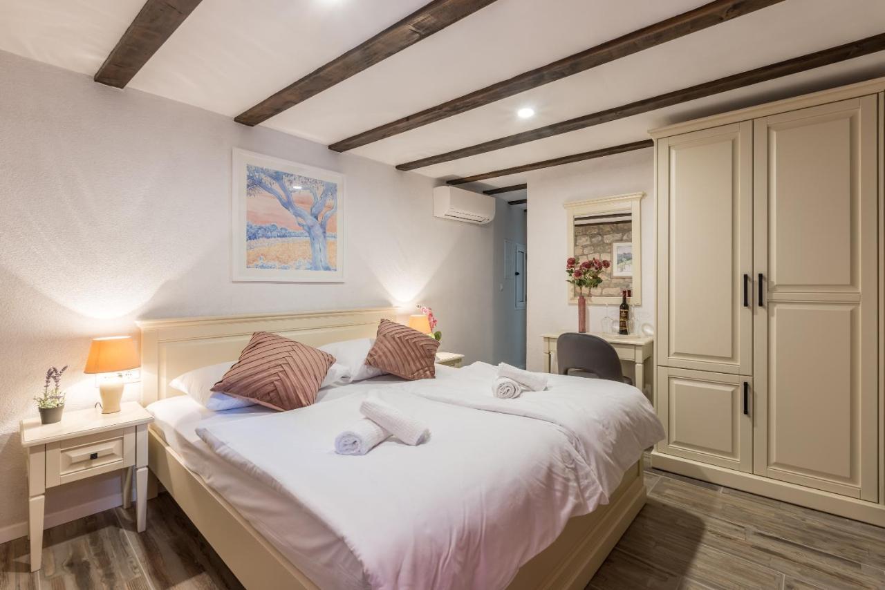 Old Town B&B Rooms Matusko Сплит Екстериор снимка
