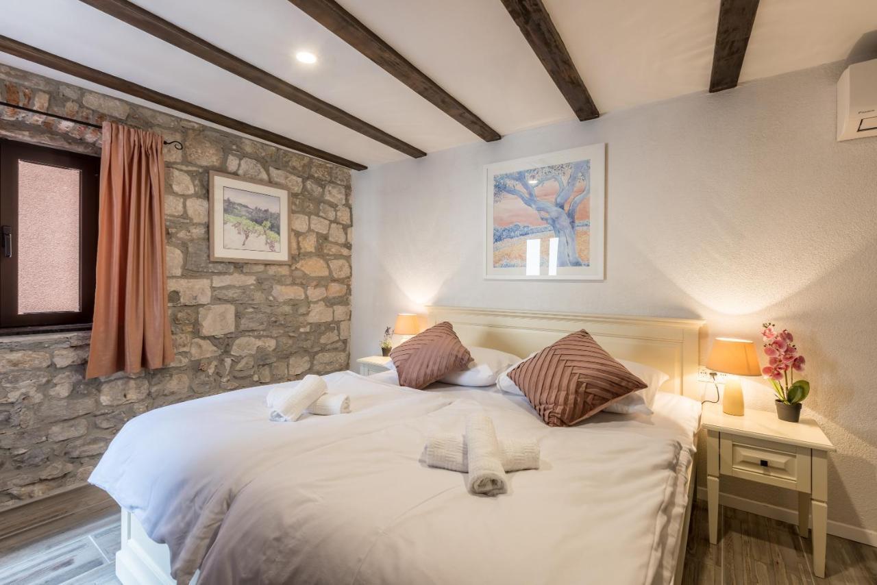 Old Town B&B Rooms Matusko Сплит Екстериор снимка