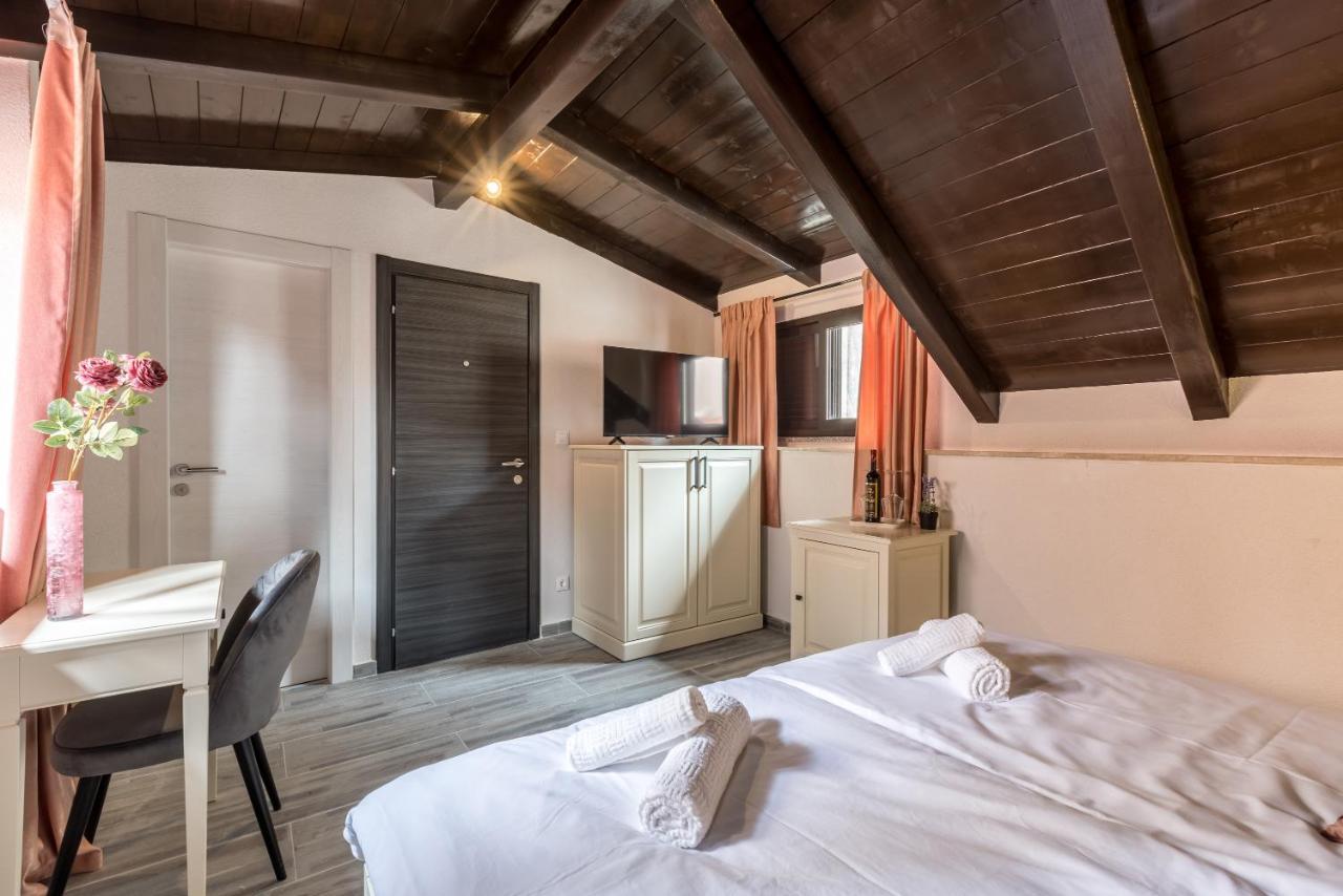 Old Town B&B Rooms Matusko Сплит Екстериор снимка