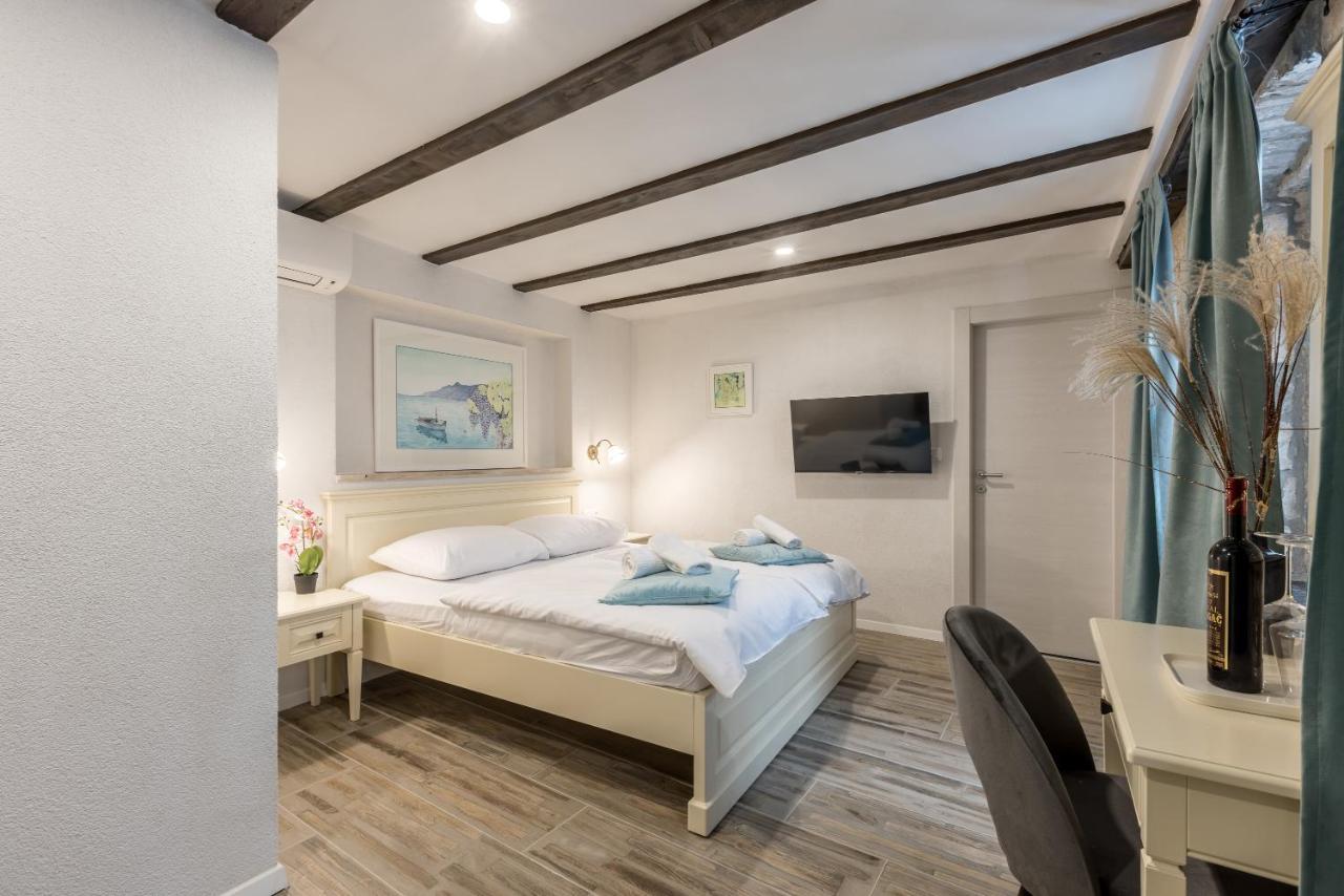 Old Town B&B Rooms Matusko Сплит Екстериор снимка
