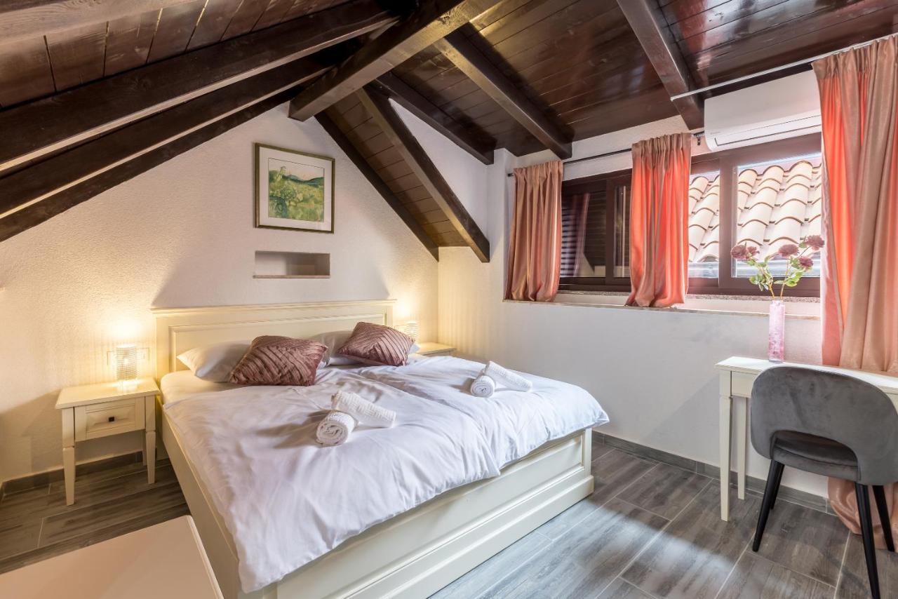 Old Town B&B Rooms Matusko Сплит Екстериор снимка
