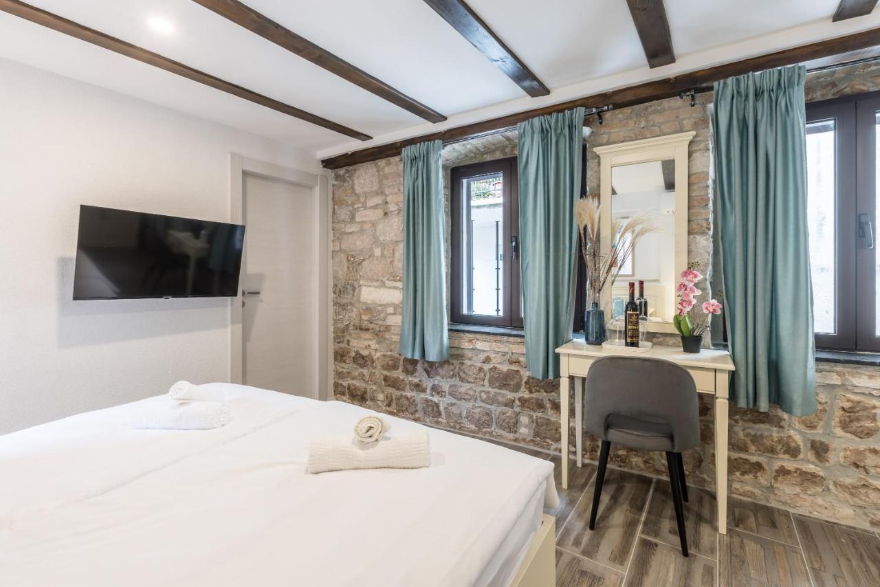 Old Town B&B Rooms Matusko Сплит Екстериор снимка