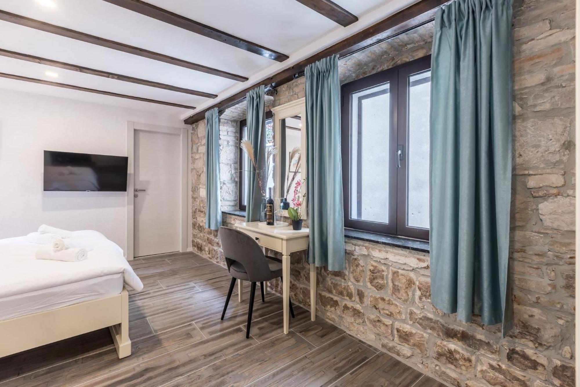 Old Town B&B Rooms Matusko Сплит Стая снимка
