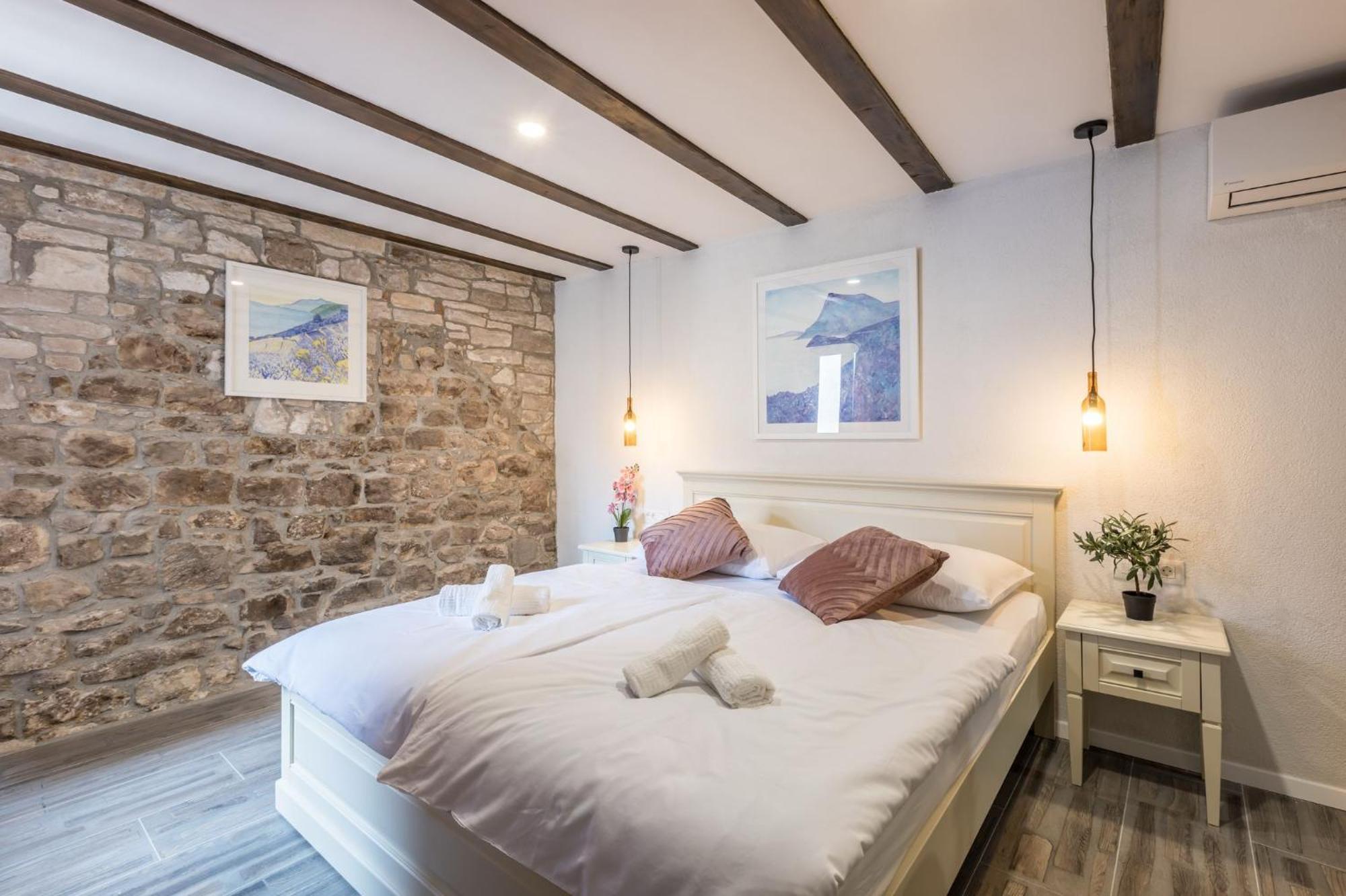 Old Town B&B Rooms Matusko Сплит Екстериор снимка